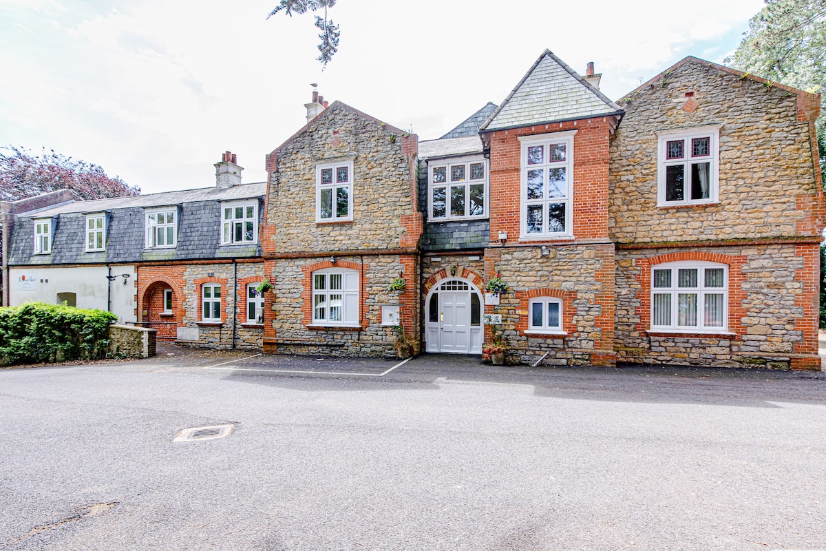 St James' Park Care Home
