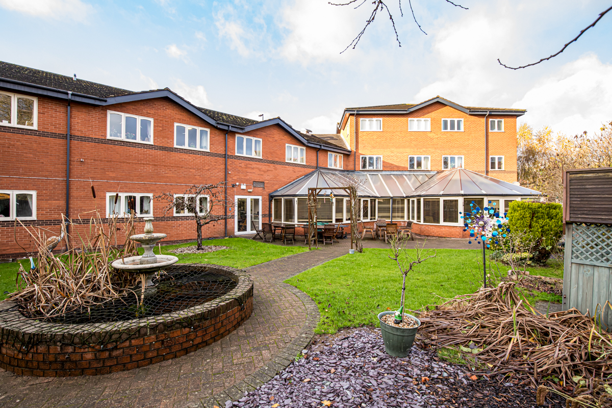 Aspen Court Care Home slider image