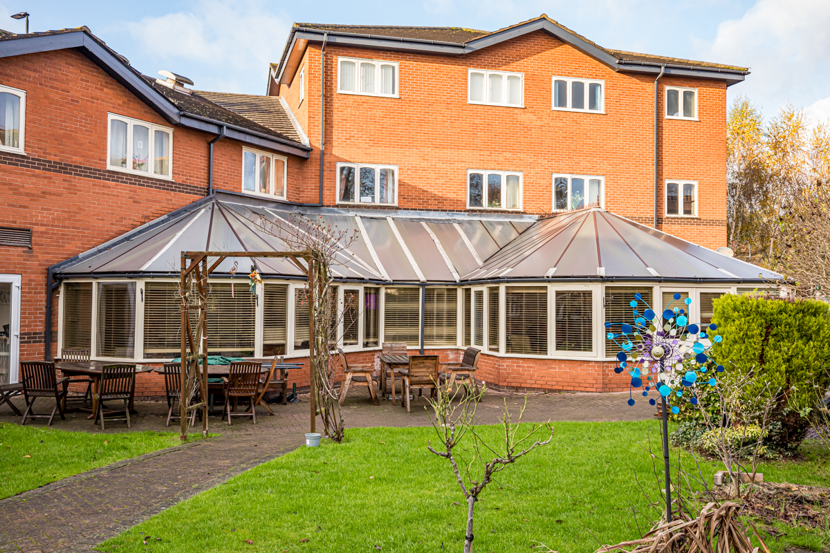 Aspen Court Care Home slider image