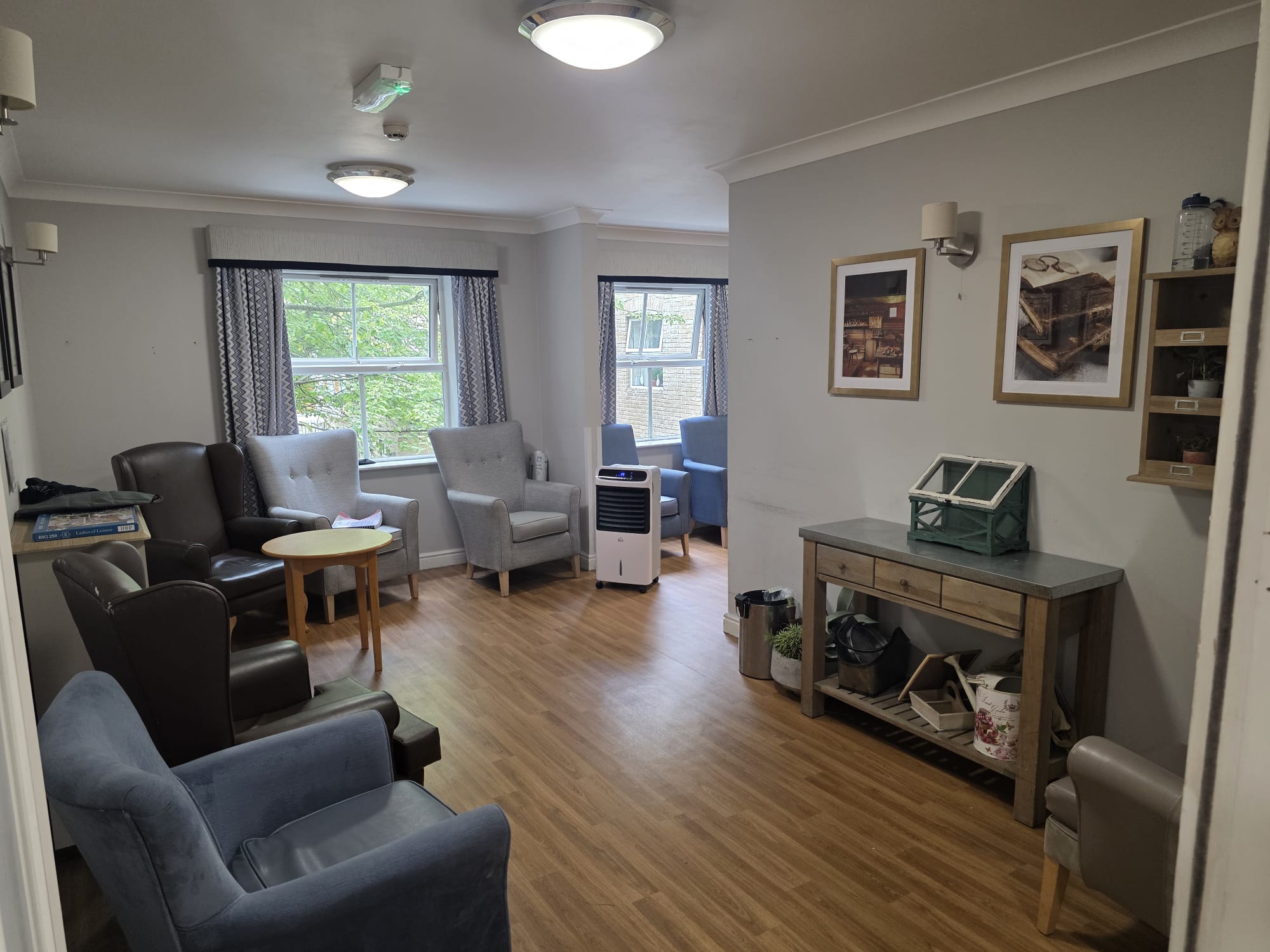 Aspen Court Care Home slider image