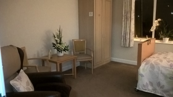 Seating with single bed