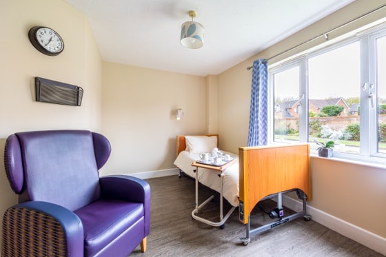 Single bed and Accessible 