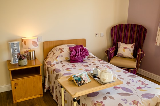 Senior single bed