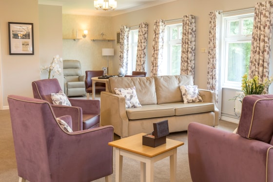Ridgeway Lodge Care Home - Elderly living room 