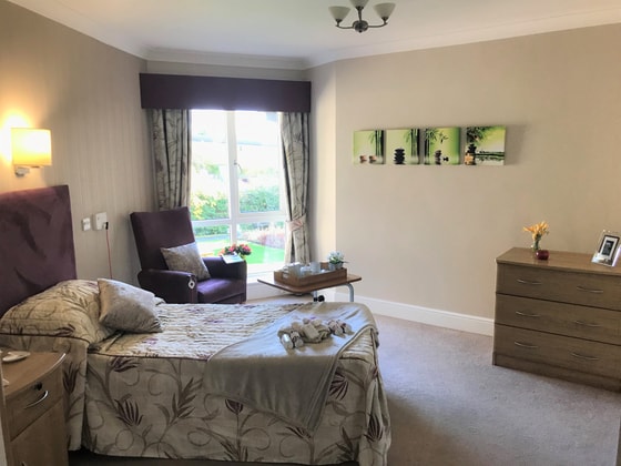 Hawthorn Court Care Home - Senior living double bed