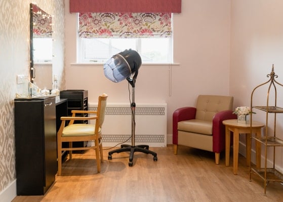 Acorn Meadow Care Home - Acorn Meadow Care Home salon