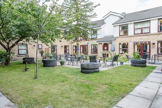 Avalon Park Care Home slider image