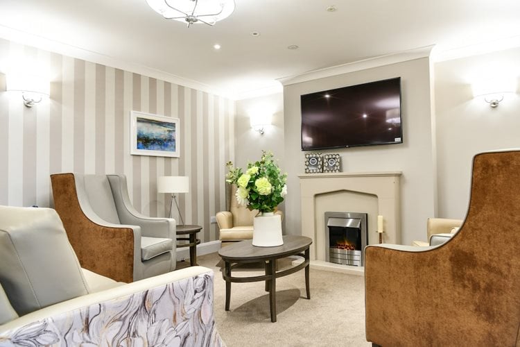 Woodthorpe Lodge Care Home slider image
