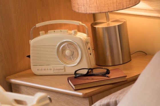 Kesteven Grange Care Home - Kesteven Grange Care Home bedroom radio