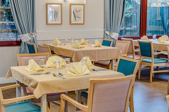 Silverwood Care Home - Silverwood Care Home dining area