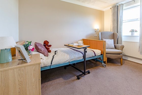 St Martin's Court Care Home - Single bed single Seaat