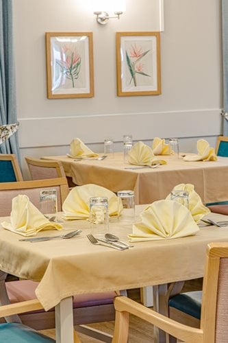 Silverwood Care Home - Silverwood Care Home dining area table