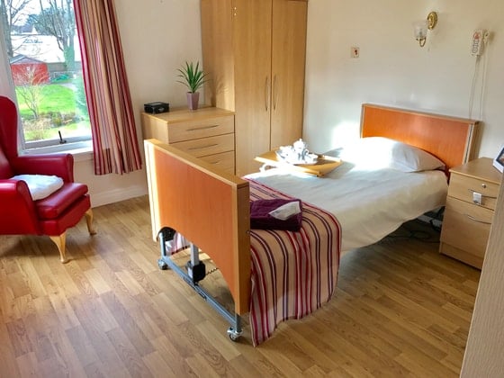 Finavon Court Care Home - Finavon Court Care Home bedroom