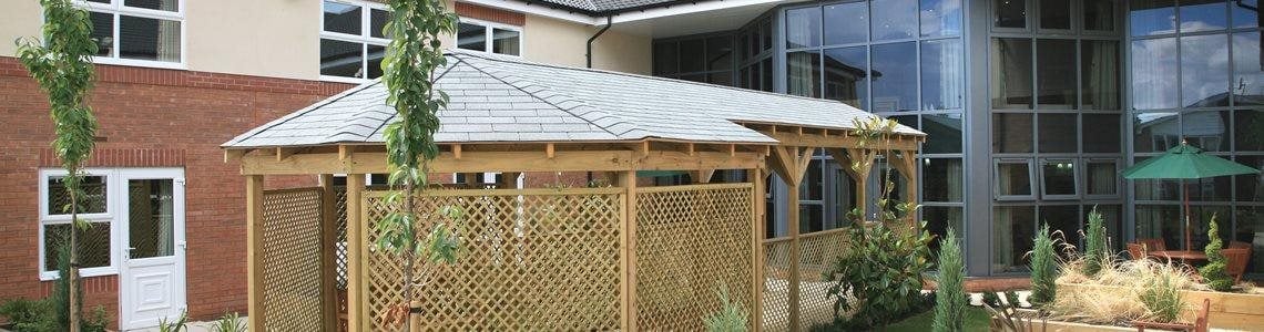 Ashworh Grange care home outdoors