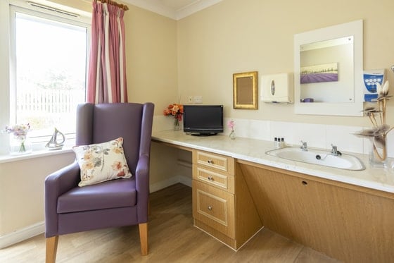 Broadoak Manor Care Home slider image